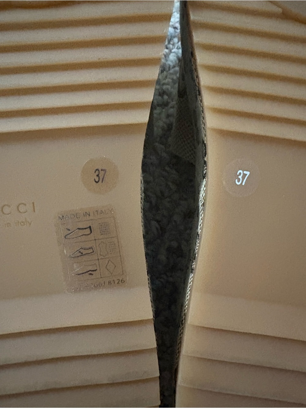 Gucci Rubber Slide Sandals in Tan - Picture 4 of 6